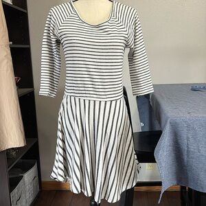 Potters Pot Women’s Sz S Jersey Knit Dress